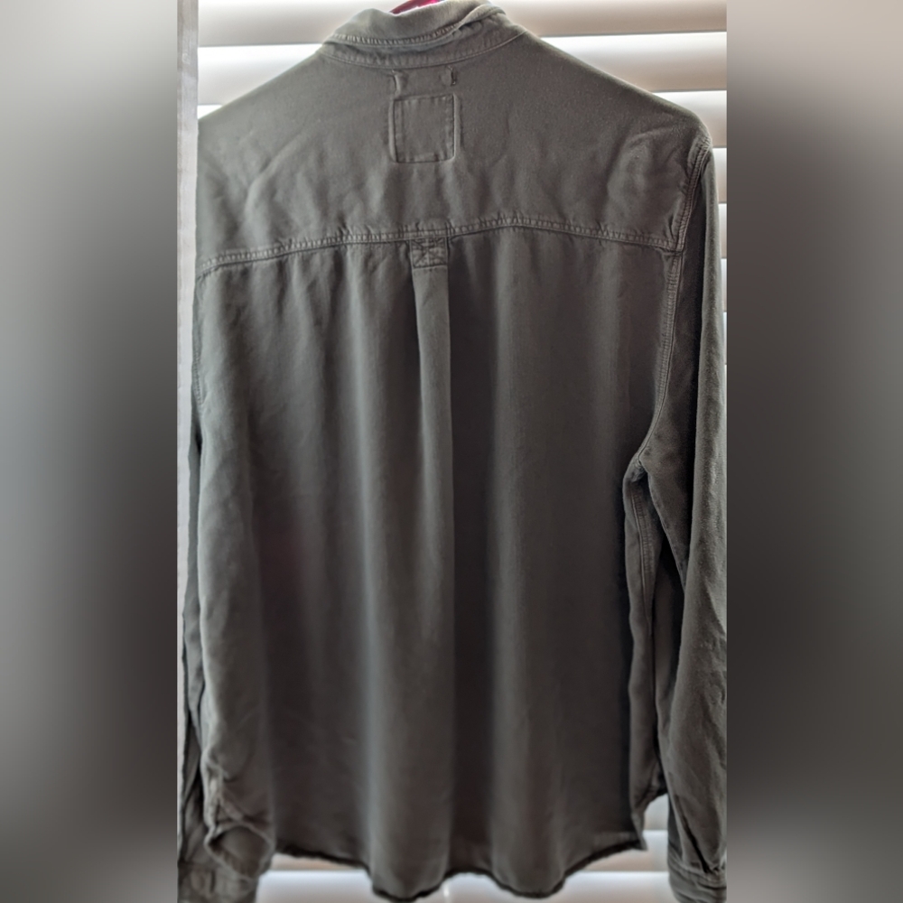 American Eagle Soft Shirt - Picture 3 of 3